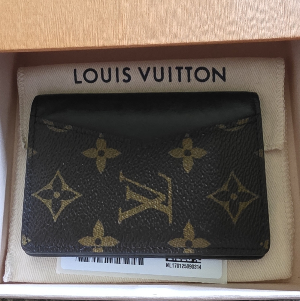 Louis Vuitton Monogram Men's Card Holder